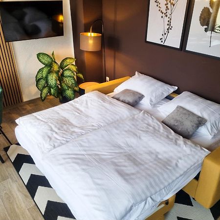 Maremar - Design Maisonette Altstadt - 4 Pers - 57Qm - Luxus Boxspringbett - Kueche - Arbeitsplatz - Privater Parkplatz Грайц Екстер'єр фото